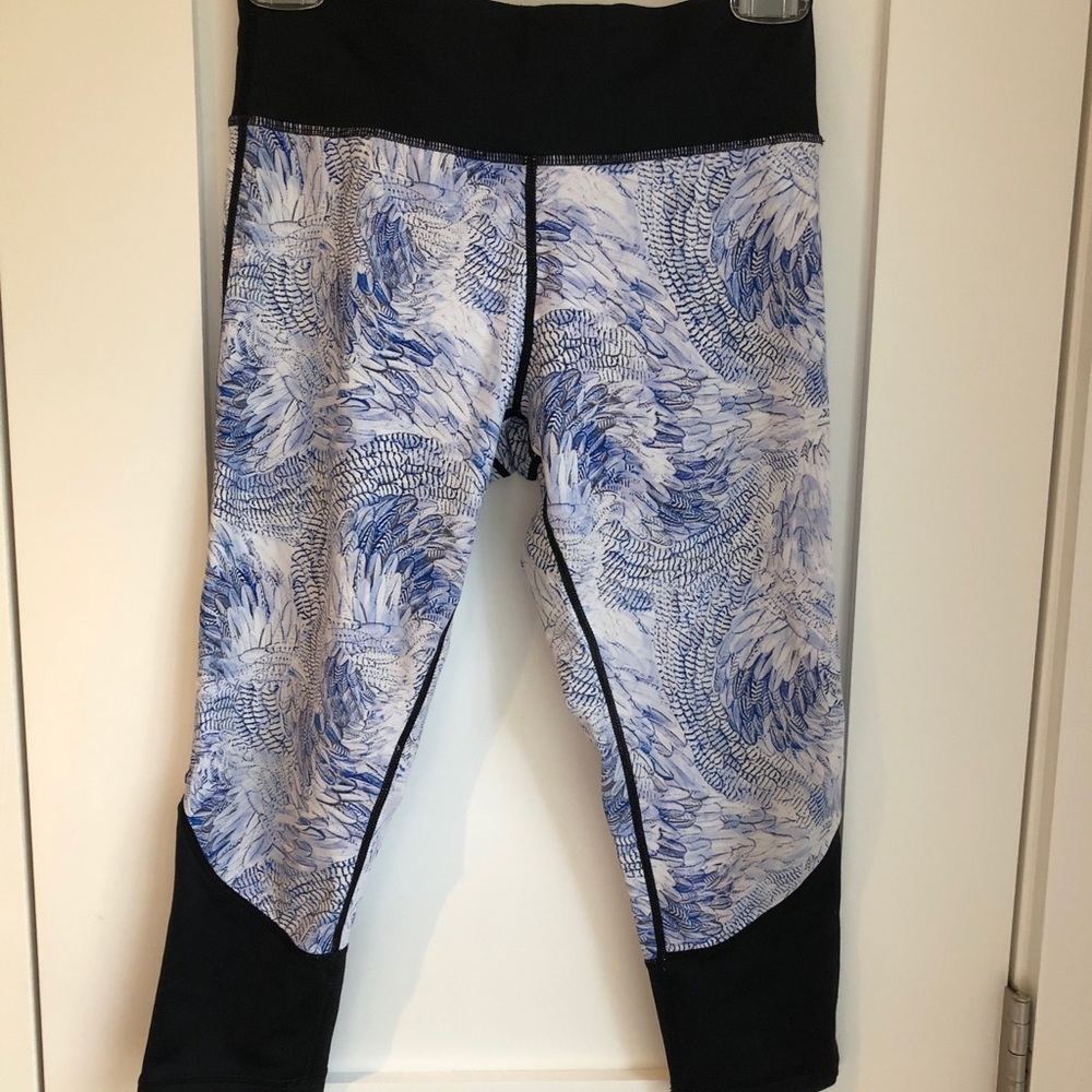 VIE Active Cropped Leggings
